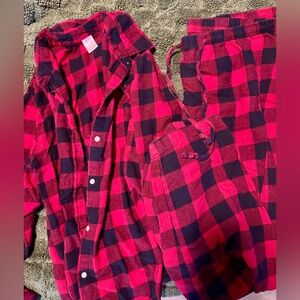 Women’s red buffalo plaid button pajamas set L
